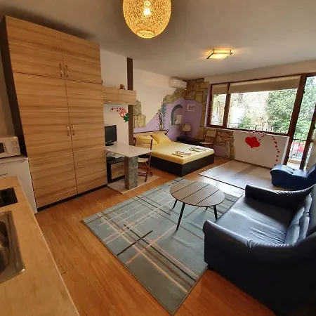 Apartment Студио В Център Бургас- Мимоза Burgas